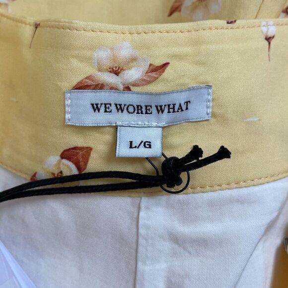 We Wore What Shorts Womens Large L Floral Etoile Yellow NEW Flat Front Side Zip - Picture 7 of 8